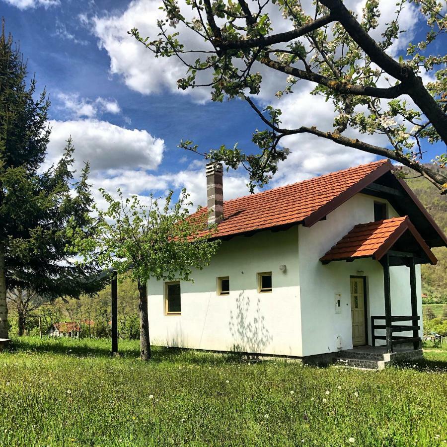 Kosta's Romantic House Плав